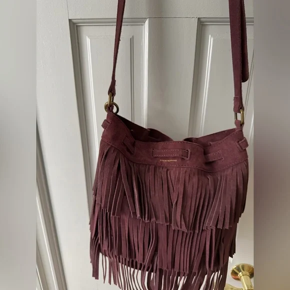 Lucky Brand Burgundy Fringed Suede Bucket Bag With Adjustable Strap - Picture 7 of 17